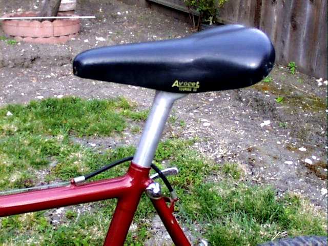 avocet touring saddle